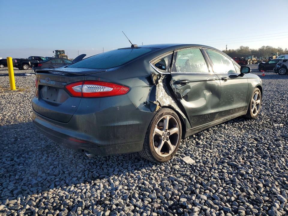 2016 Ford Fusion se