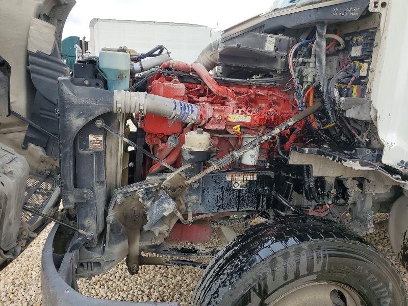 2017 Peterbilt 579 Semi Truck