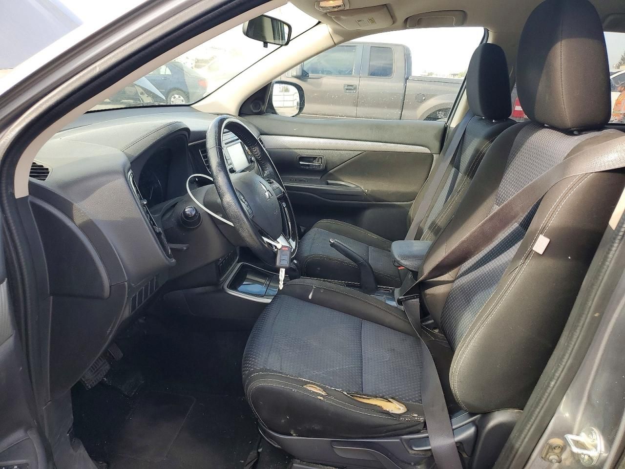 2017 Mitsubishi Outlander es