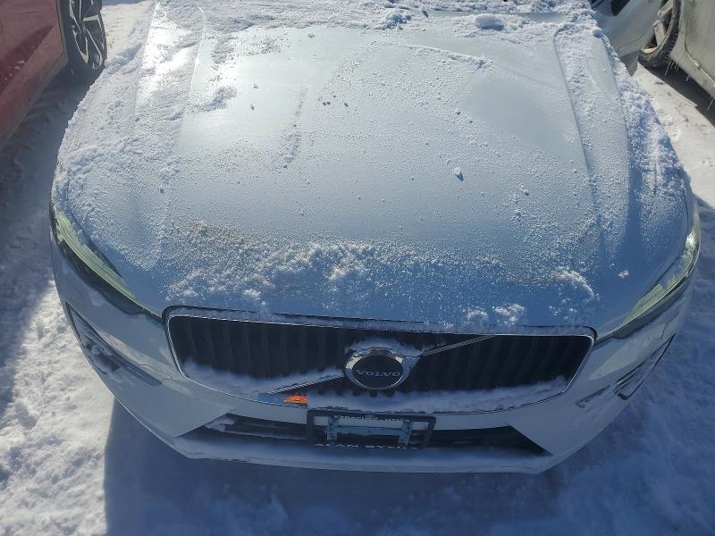 2022 Volvo Xc60 B5 Momentum