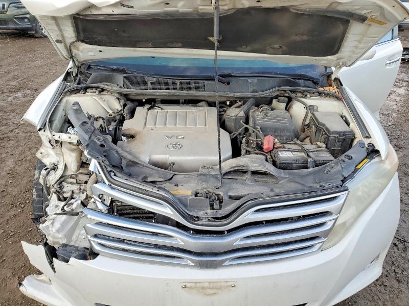 2010 Toyota Venza awd V6