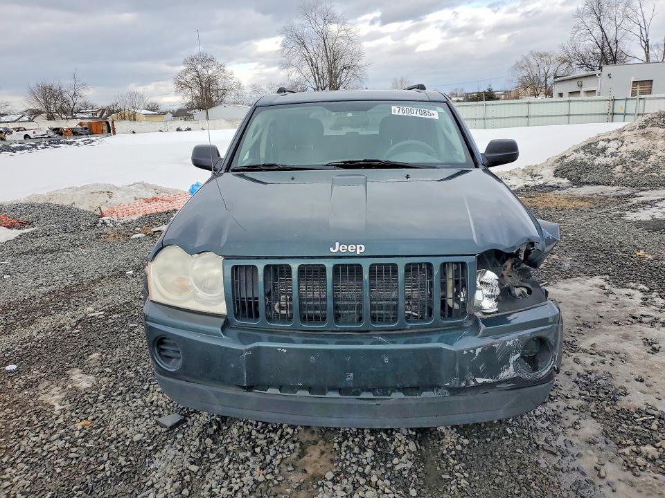 2005 Jeep Grand Cherokee Laredo