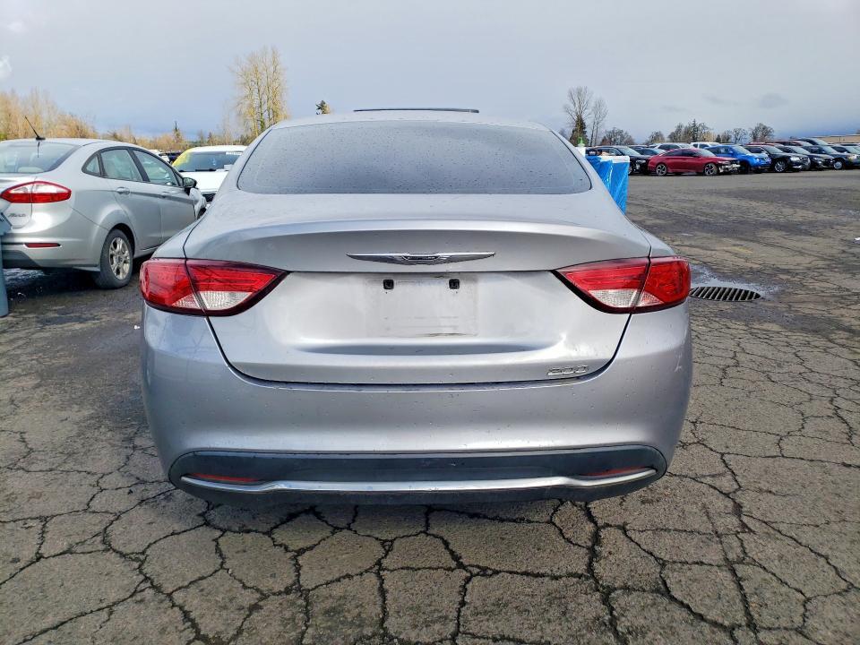 2015 Chrysler 200 Limited