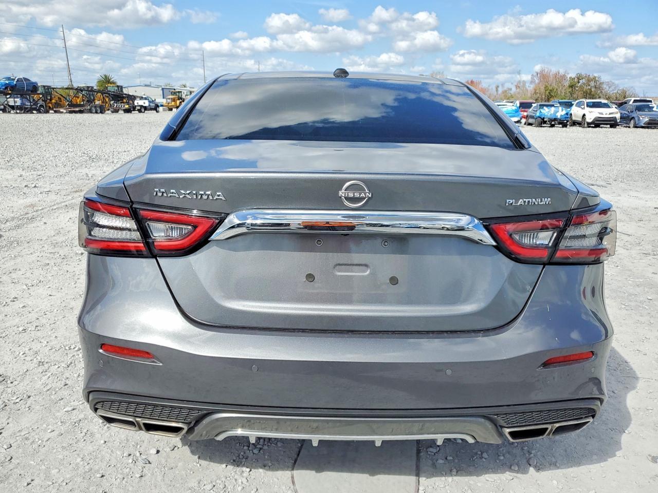 2023 Niss Maxima 3.5 Platinum