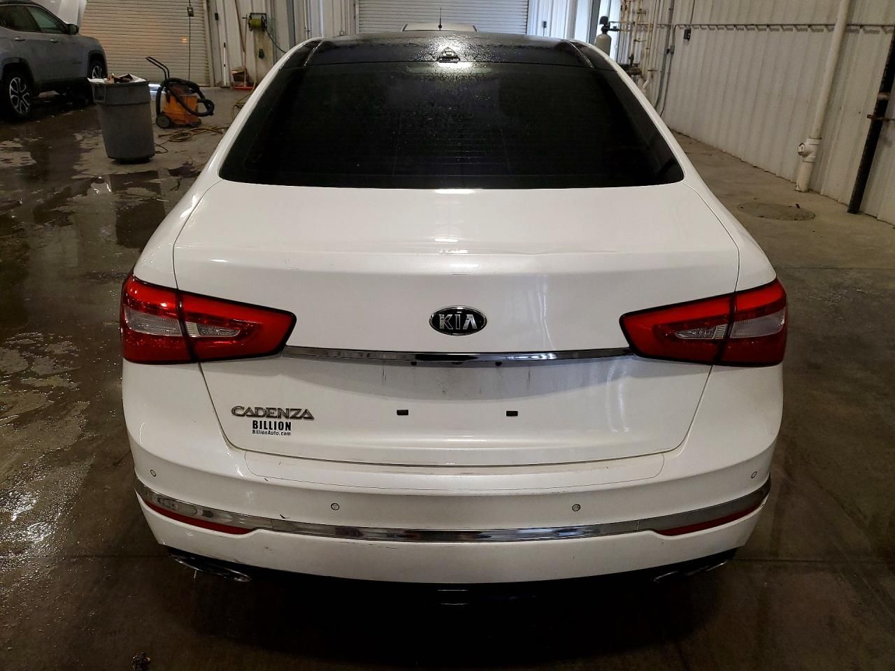 2015 KIA Cadenza Premium