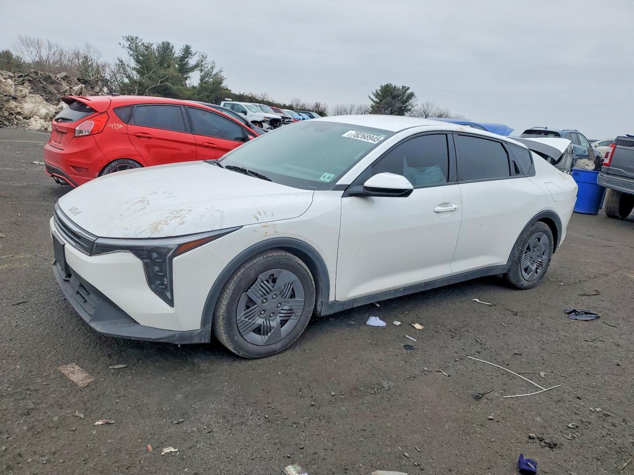 2025 KIA K4 lx