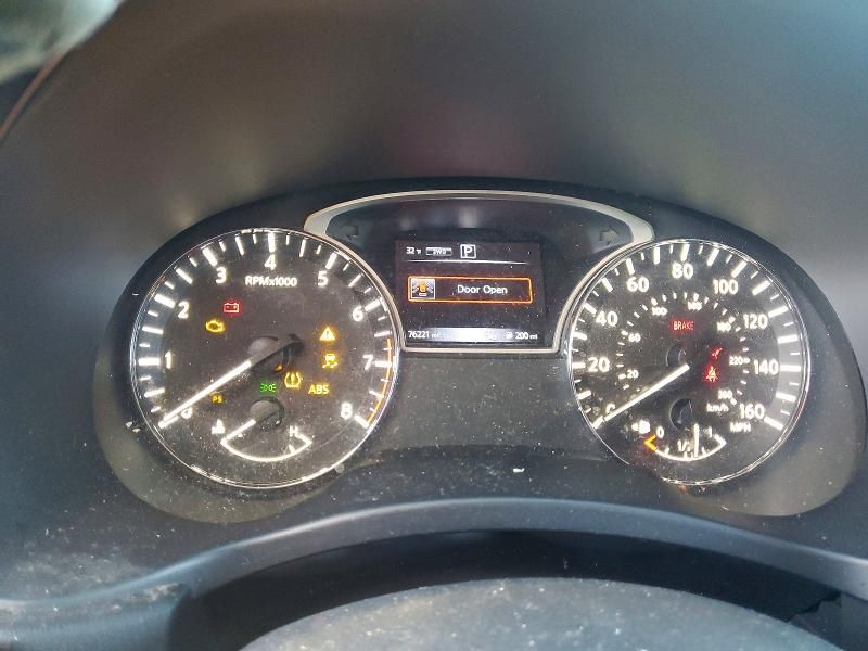 2017 Nissan Pathfinder s