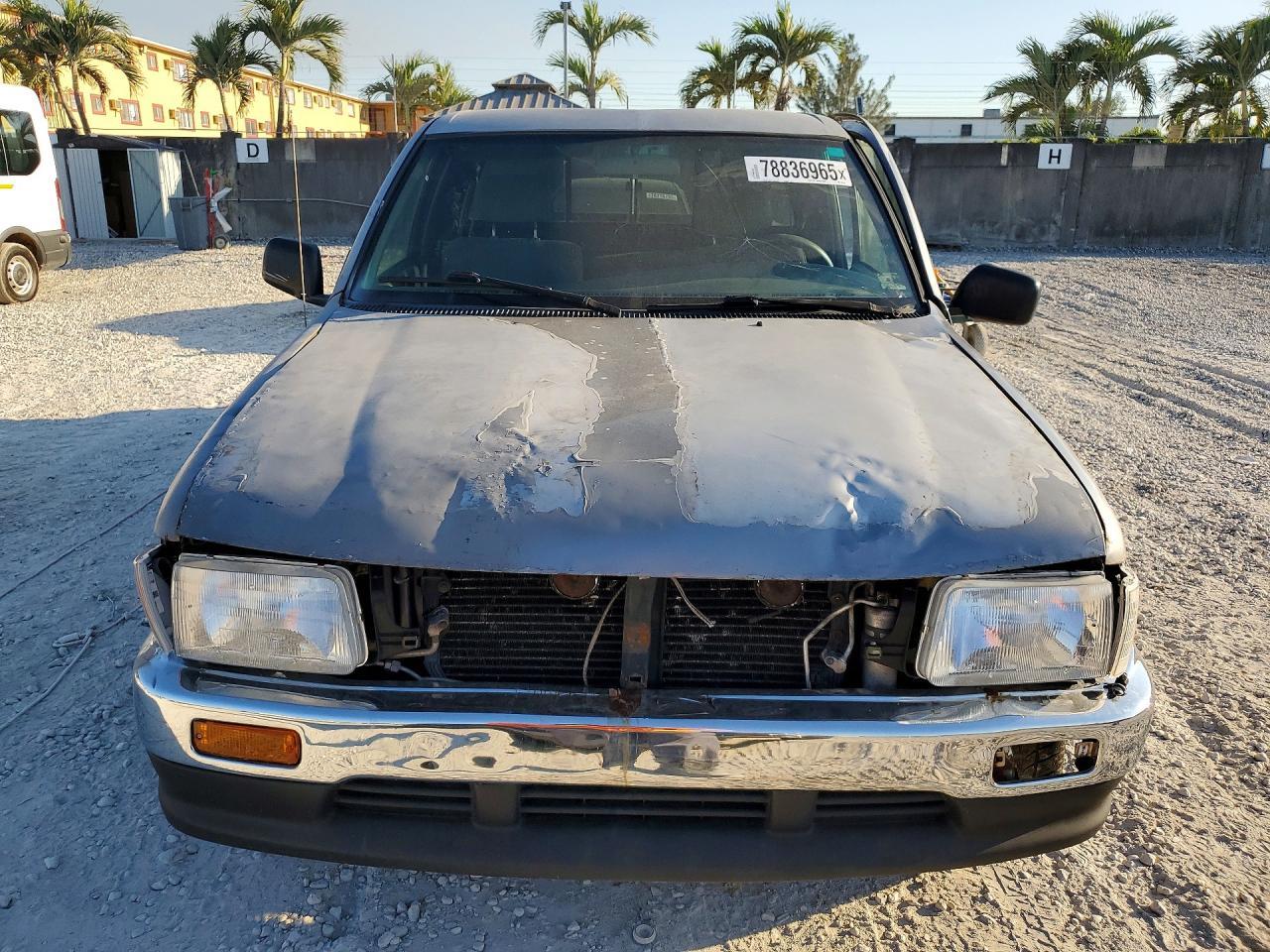 1996 Toyota T100 DX
