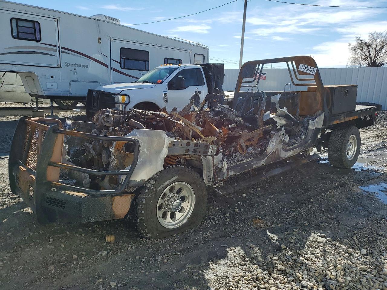 2019 Ford F250 Super Duty Flatbed Truck