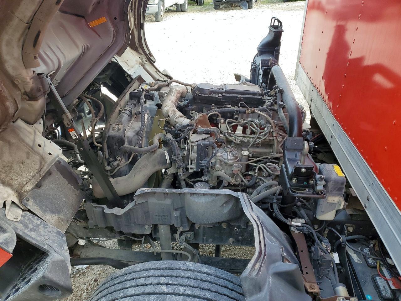 2018 Hino 195 BOX Truck