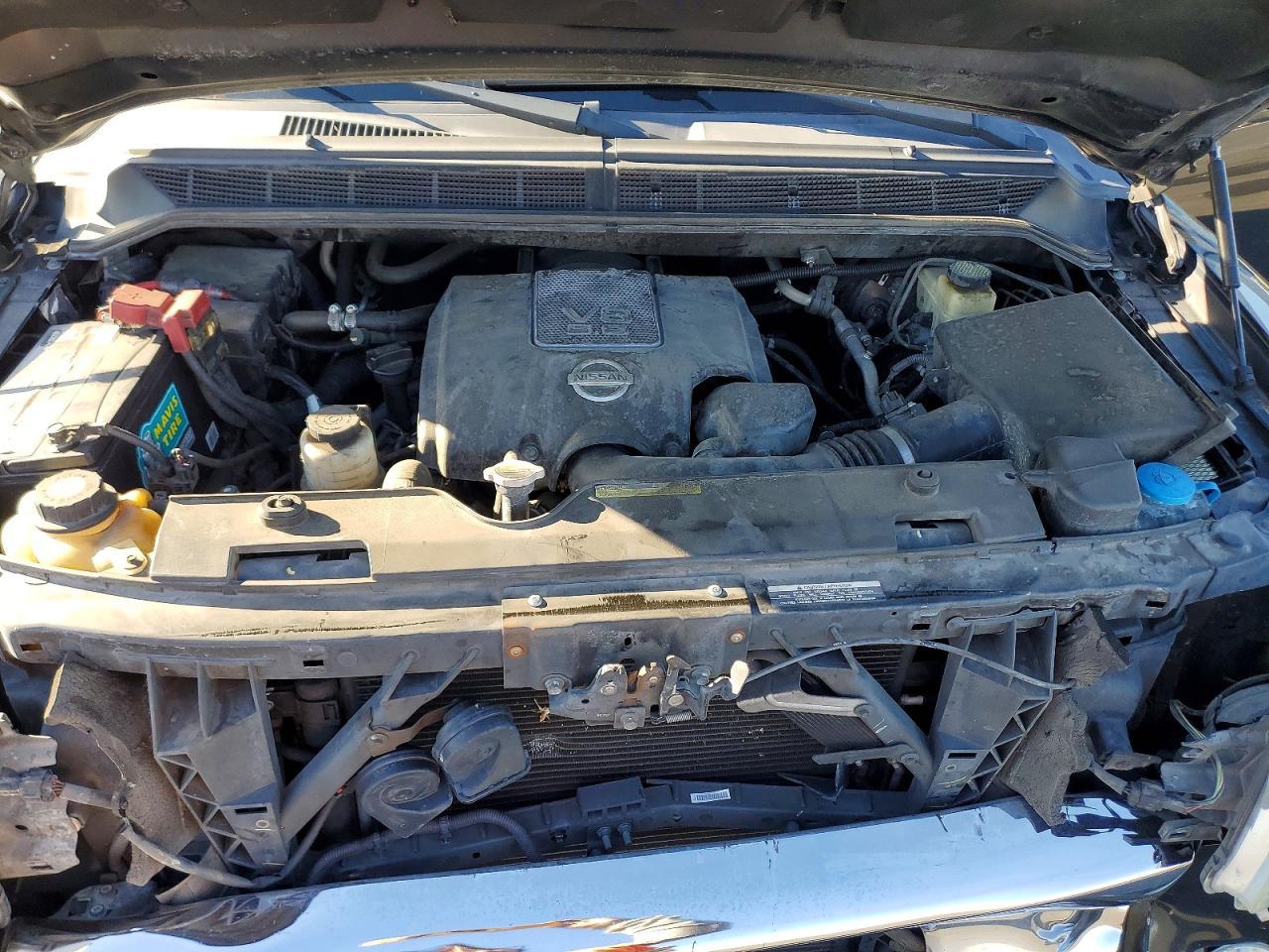 2015 Nissan Titan SV