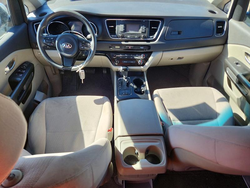 2017 KIA Sedona lx