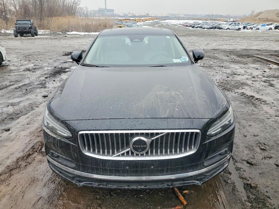 2023 Volvo S90 Ultimate
