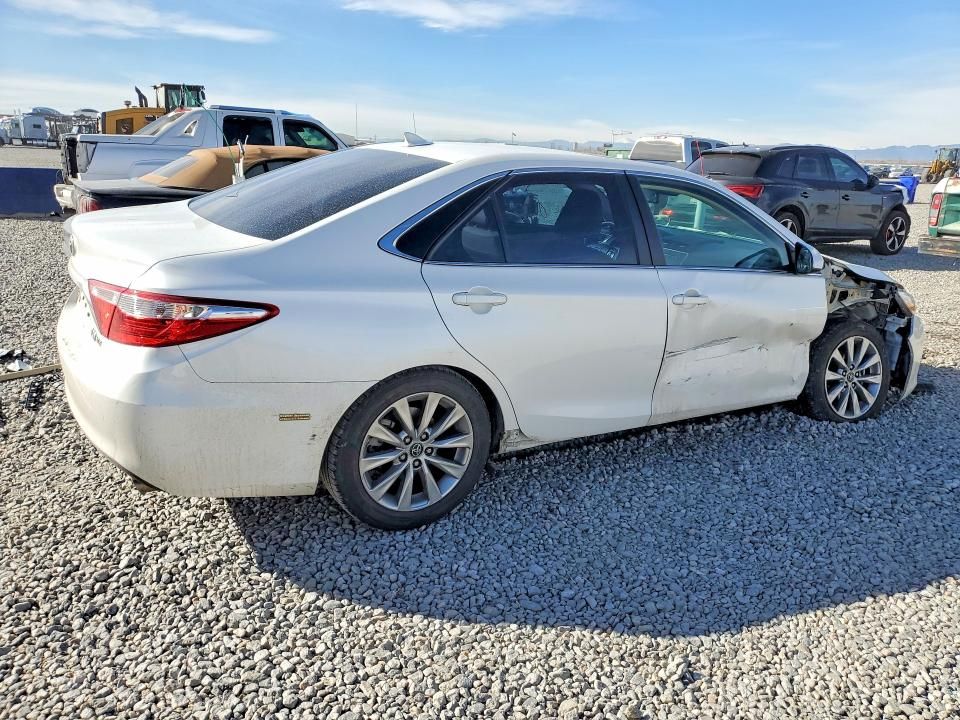 2017 Toyota Camry Hybrid