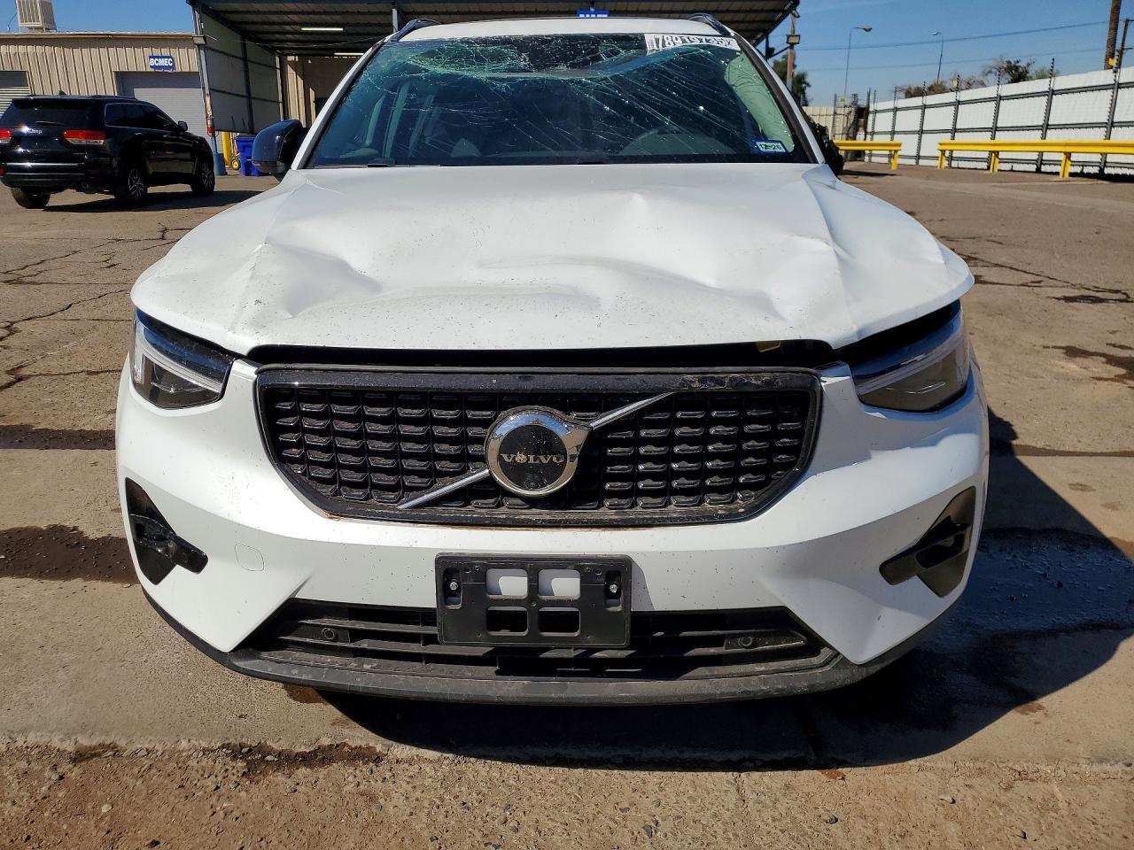 2026 Volvo Xc40 Plus