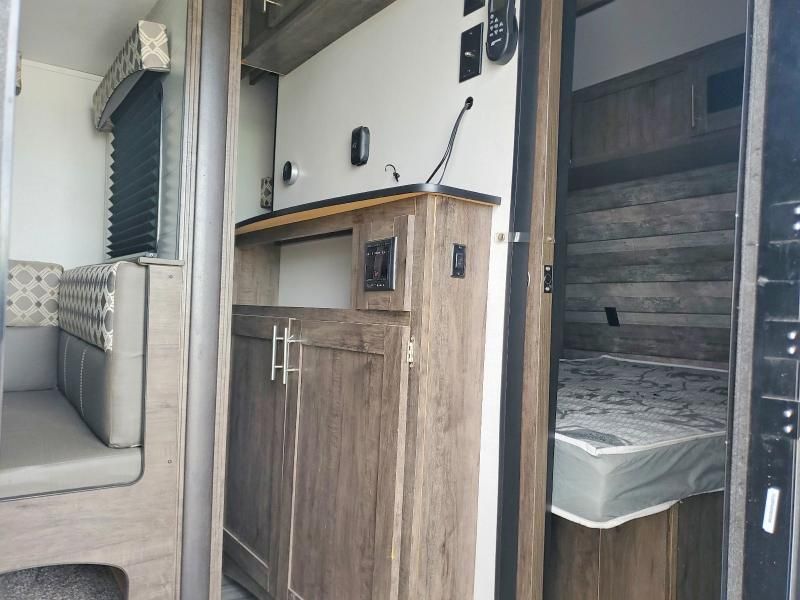 2021 RIV Erside Intrepid 240DDS Camper