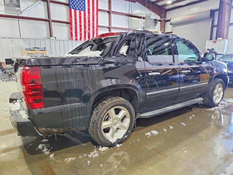 2013 Chevrolet Avalanche LTZ