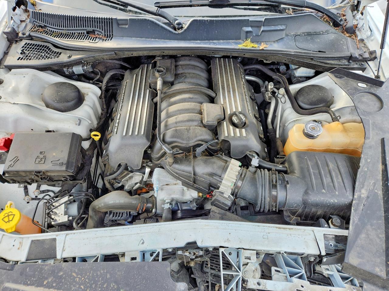 2016 Dodge Challenger r