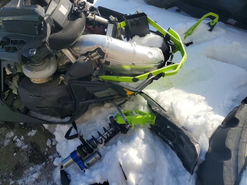 2024 Polaris Switchback 850