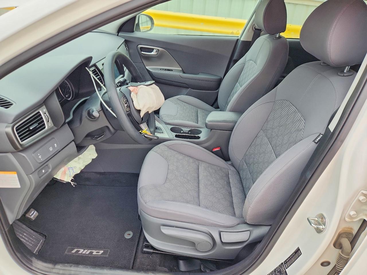 2018 KIA Niro lx