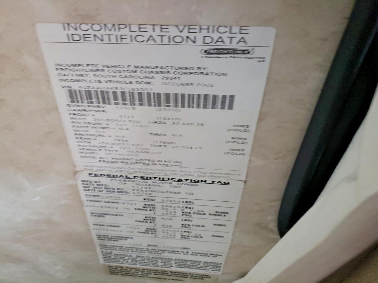 2003 Discovery 2003 Freightliner XC Chassis RV