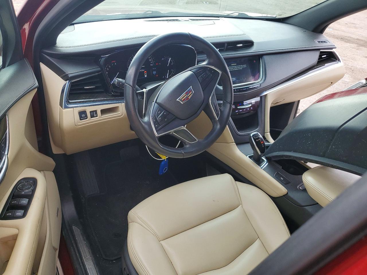 2017 Cadillac XT5
