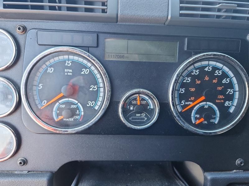 2016 Freightliner Cascadia 125 Semi Truck