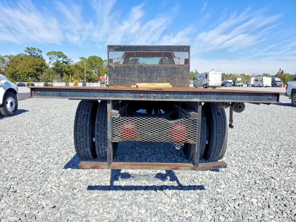 2013 Ford F650 Super Duty Flatbed Truck