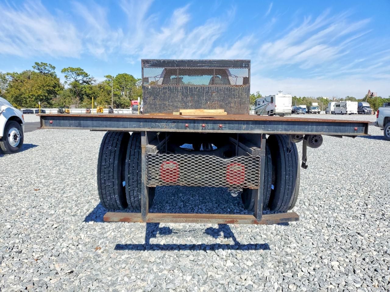 2013 Ford F650 Super Duty Flatbed Truck