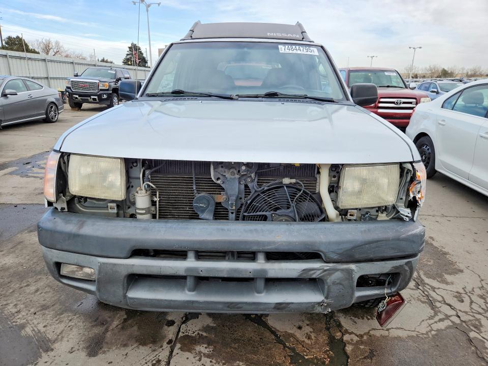 2000 Nissan Xterra xe