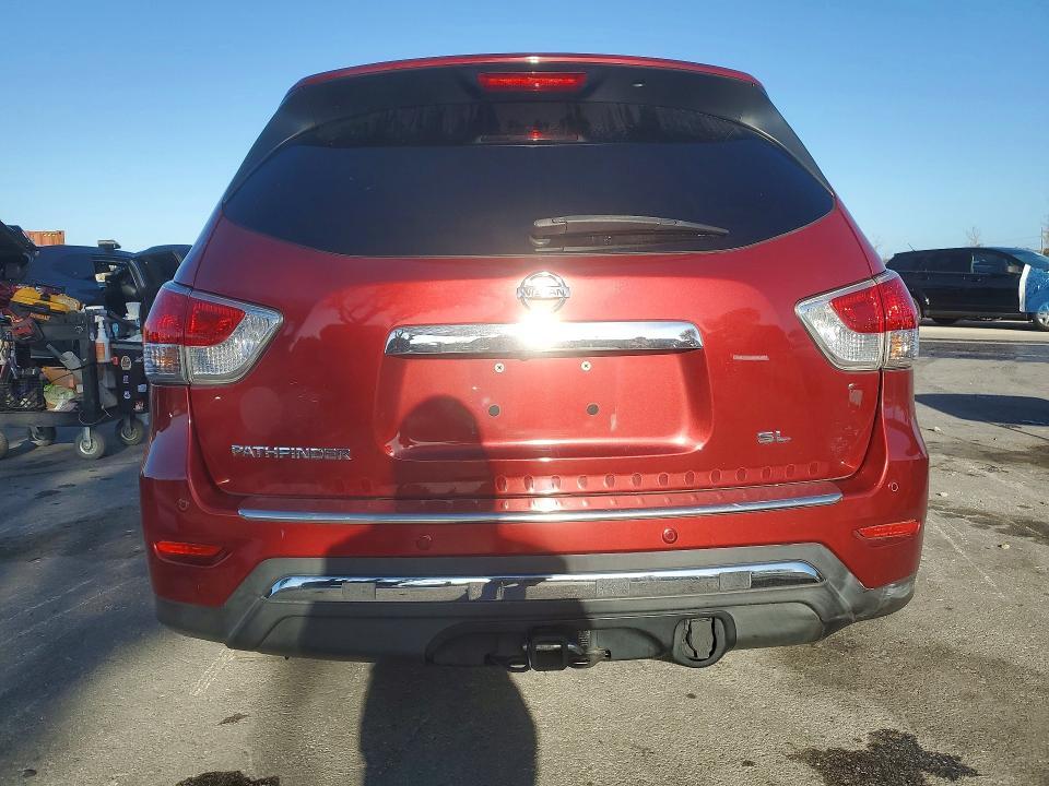 2015 Nissan Pathfinder s