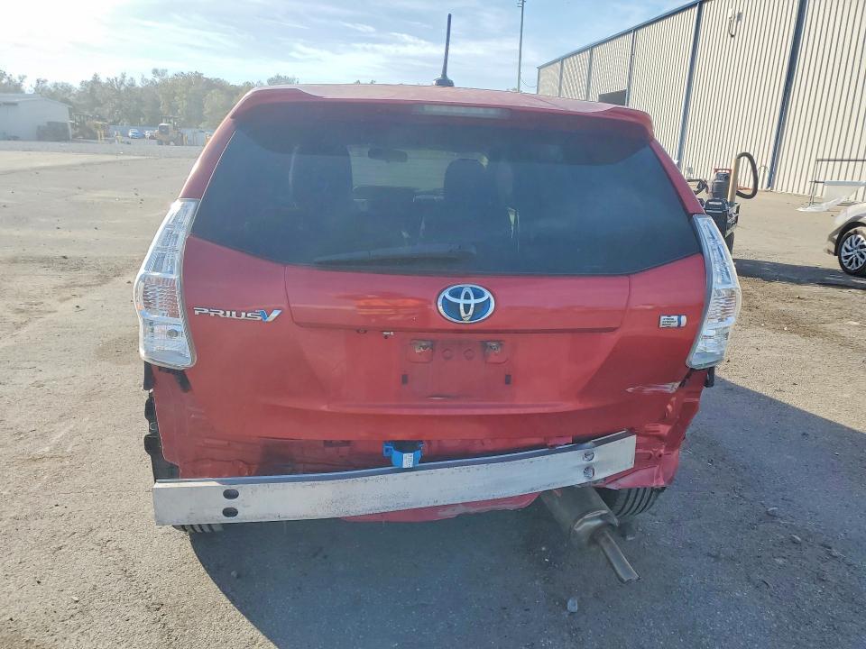 2014 Toyota Prius v Three