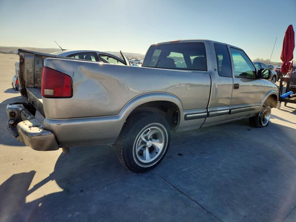 2001 Chevrolet S Truck S10