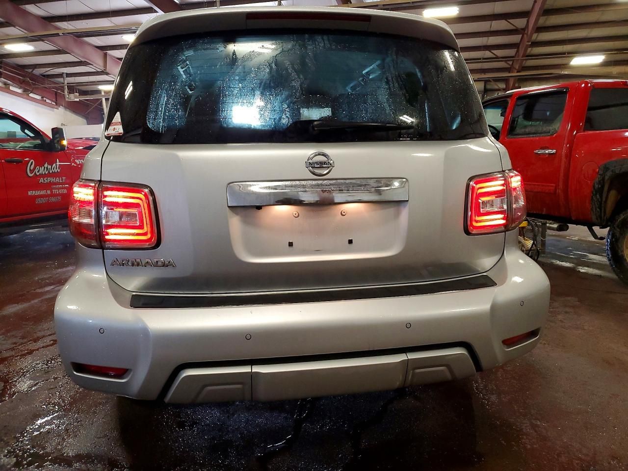 2018 Nissan Armada sv