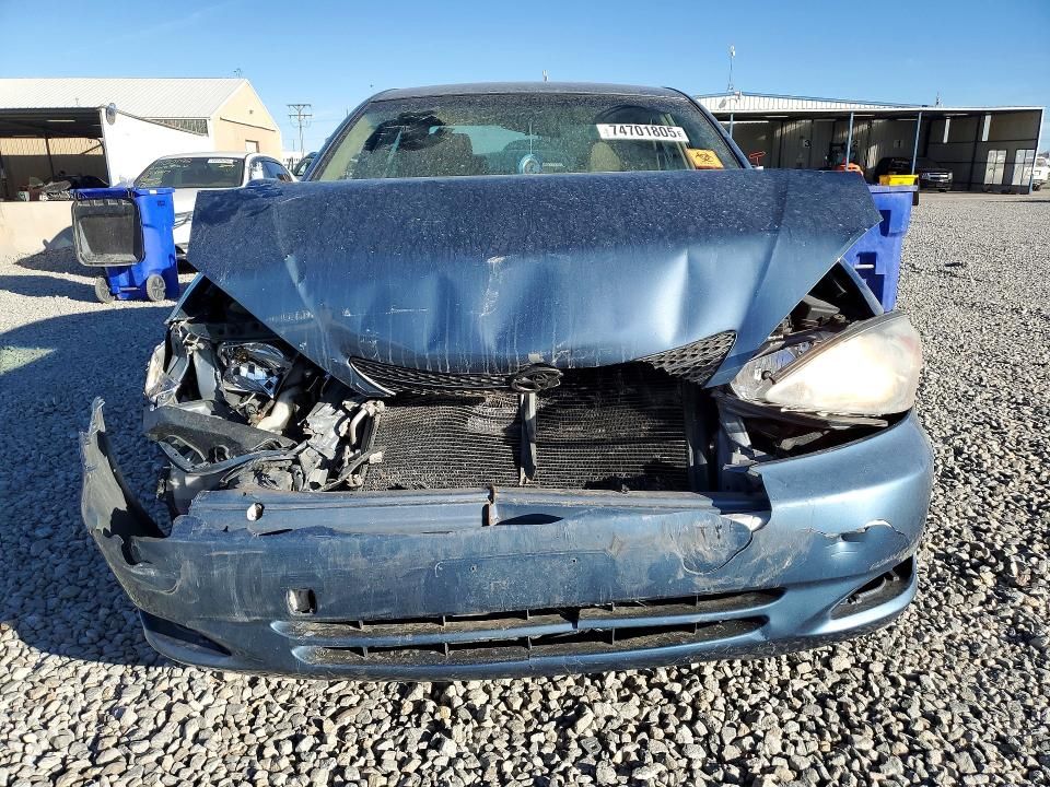 2003 Toyota Camry le