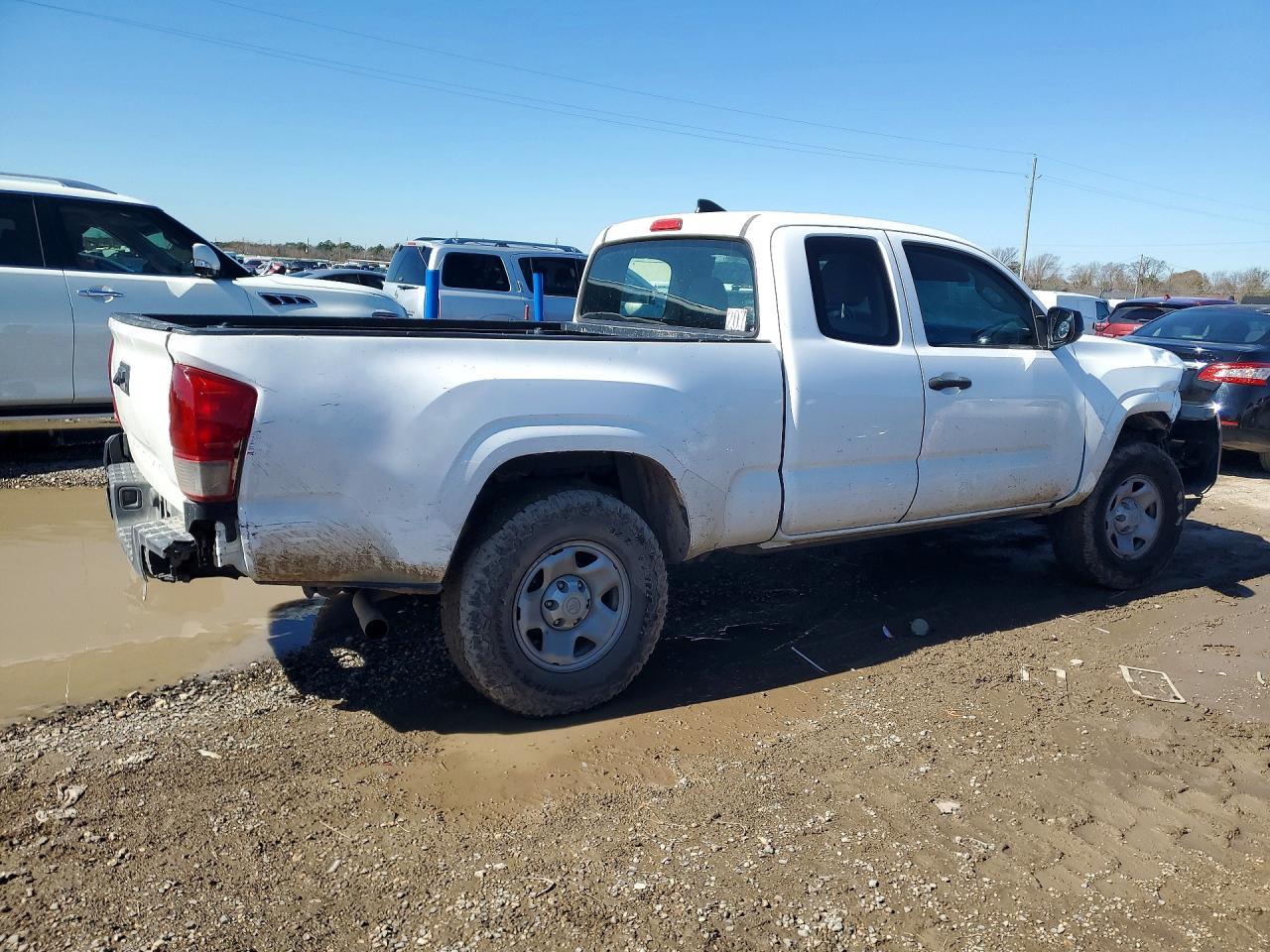 2017 Toyota Tacoma SR