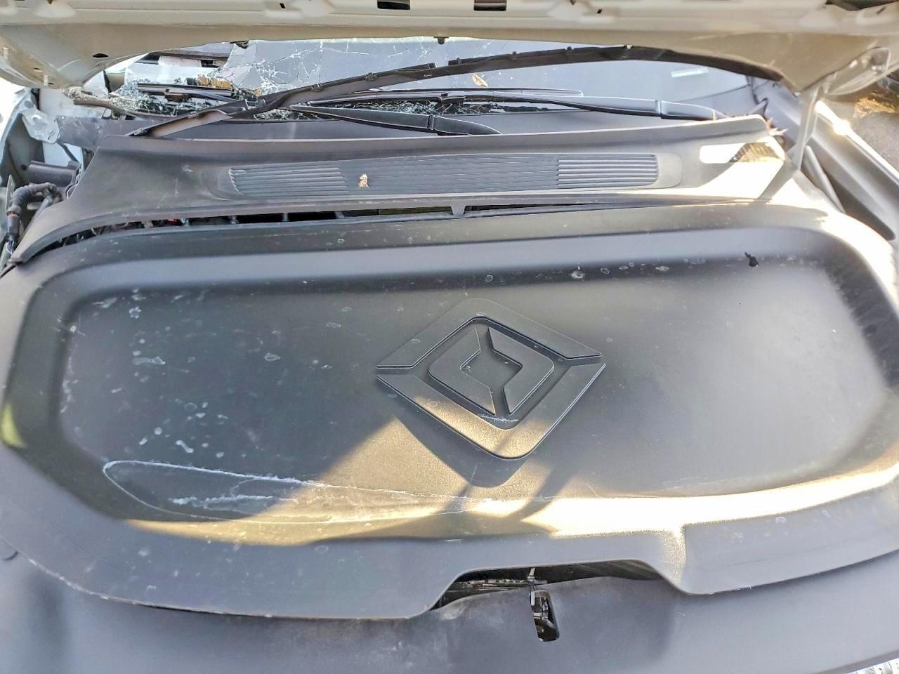 2025 Rivian R1S Adventure