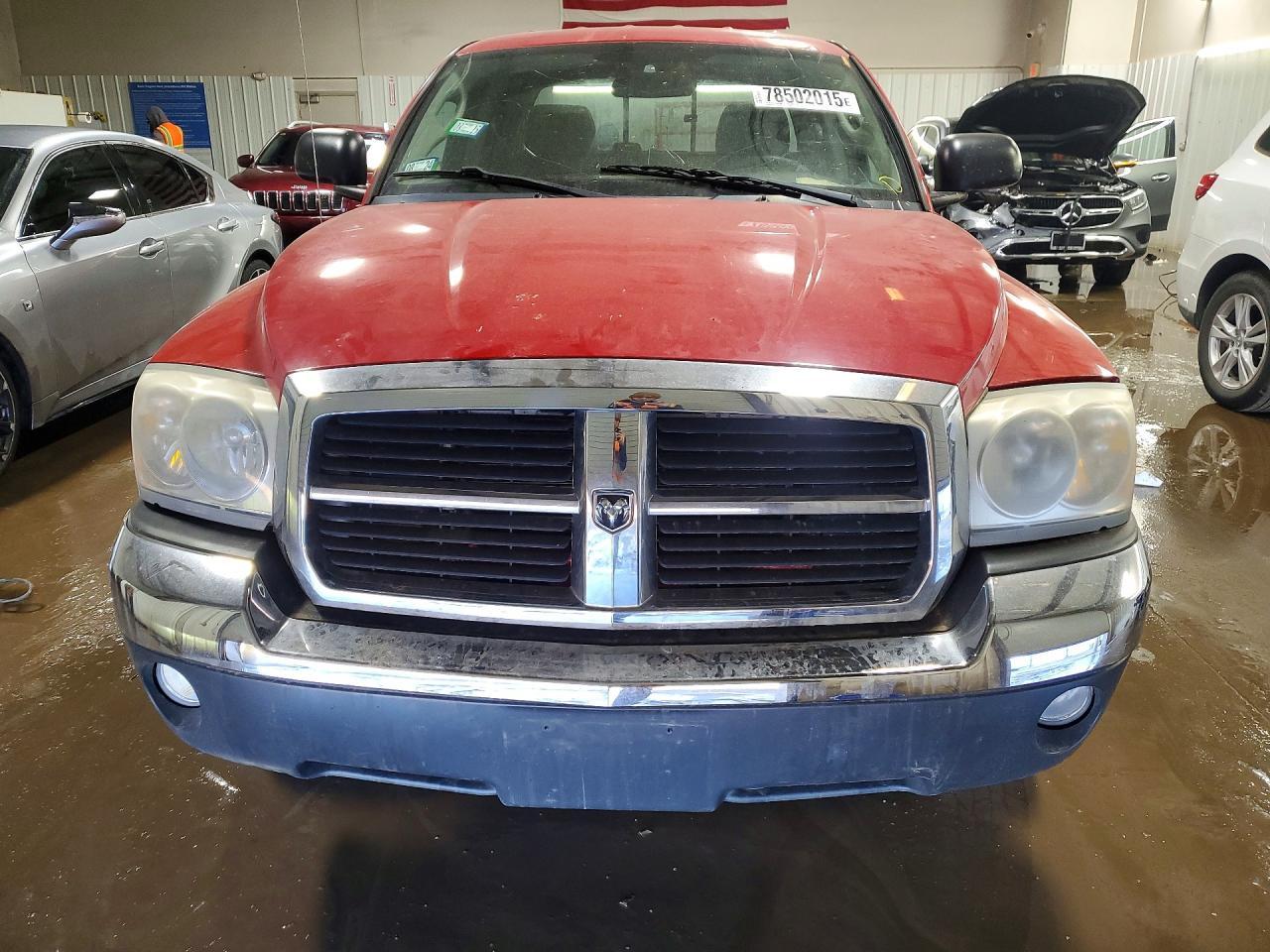 2005 Dodge Dakota Quad SLT