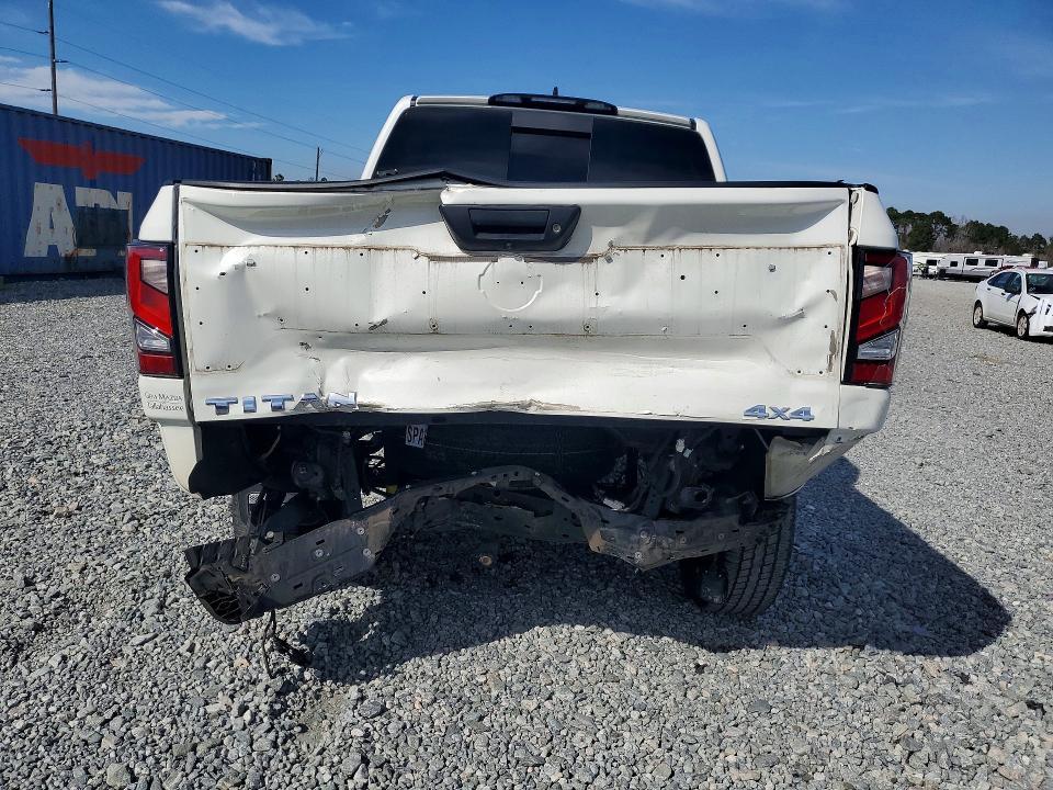 2023 Nissan Titan Platinum Reserve