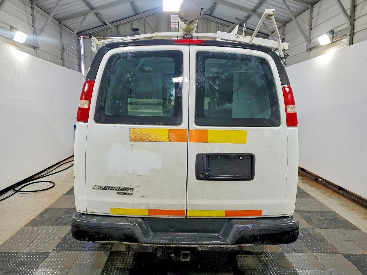 2013 Chevrolet Express G2500