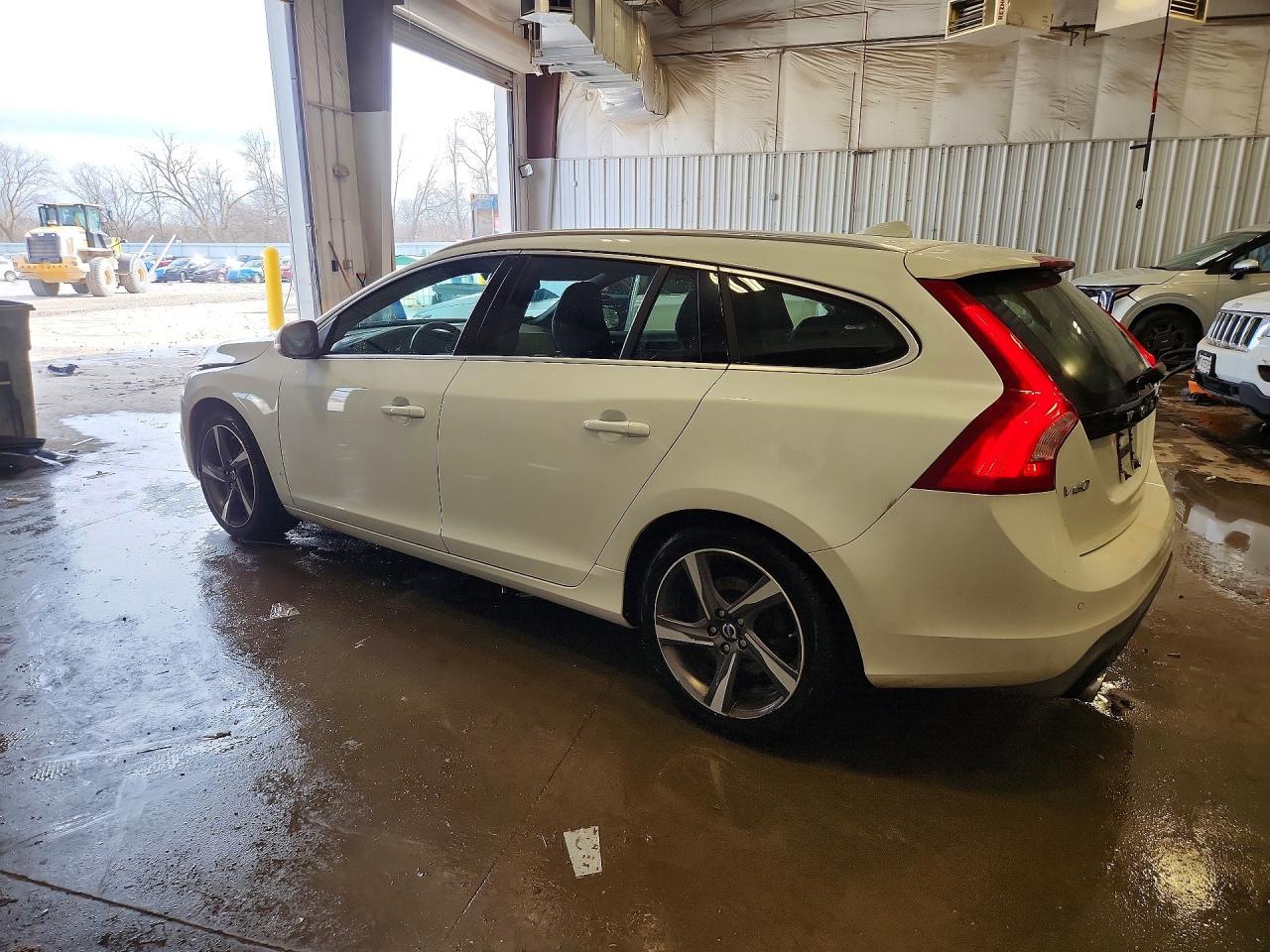 2015 Volvo V60 r Design