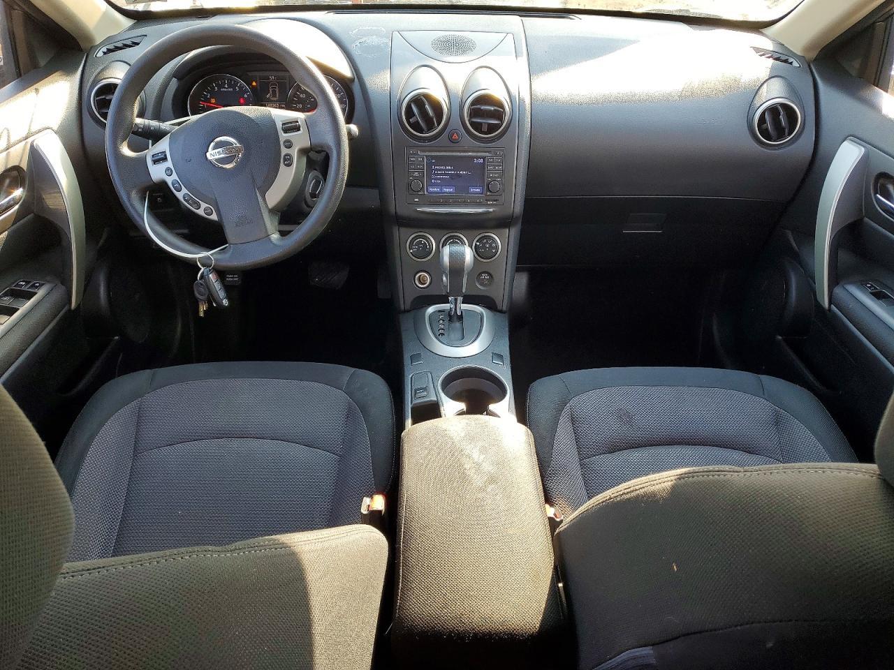 2013 Niss Rogue Sport s