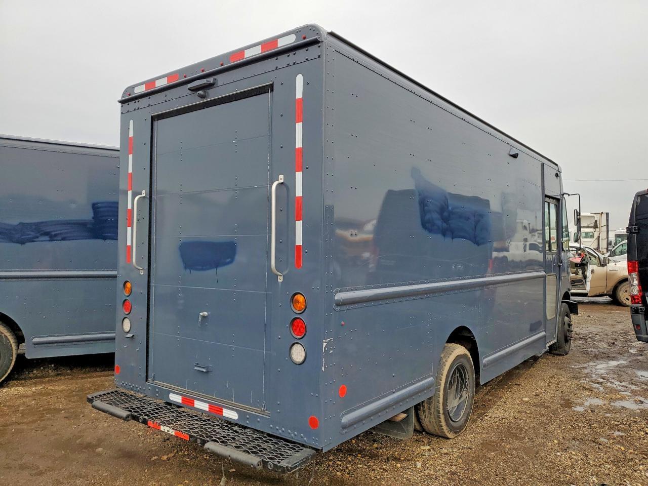 2020 Freightliner Chassis M Line WALK-IN Van