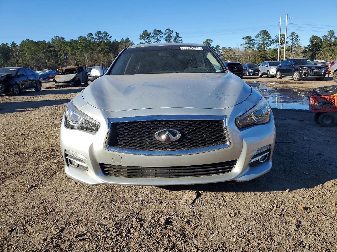 2017 Infinity Q50