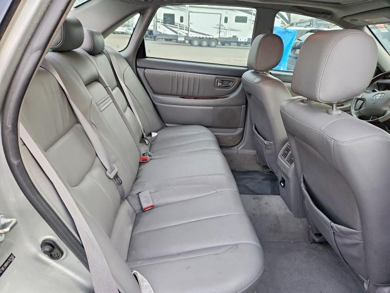 2004 Toyota Avalon xl