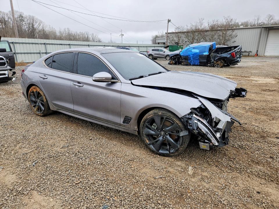 2023 Genesis G70 Base