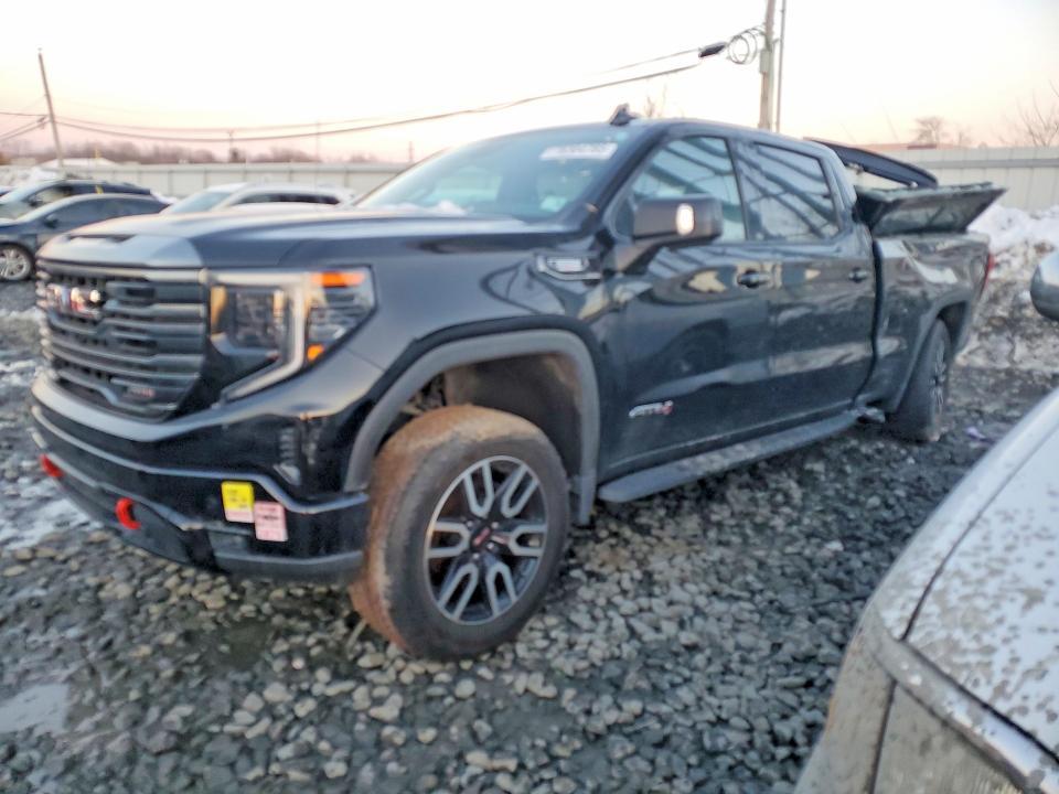 2023 GMC Sierra K1500 AT4