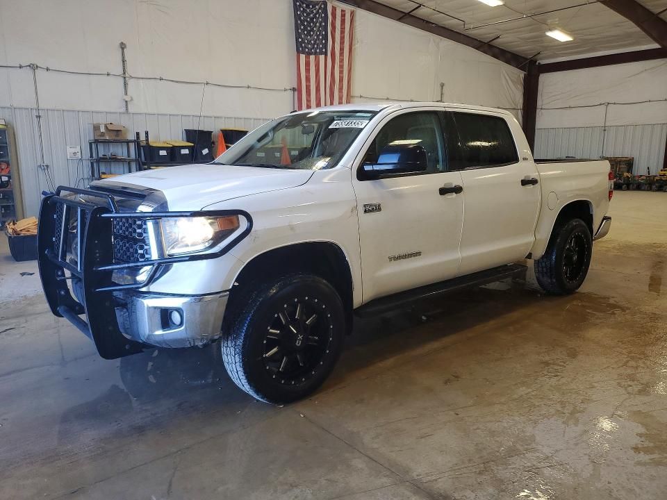 2018 Toyota Tundra Crewmax SR5
