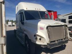 Salvage trucks for sale at Anthony, TX auction: 2018 Freigliner 2018 Freightliner Cascadia 125 Semi Truck