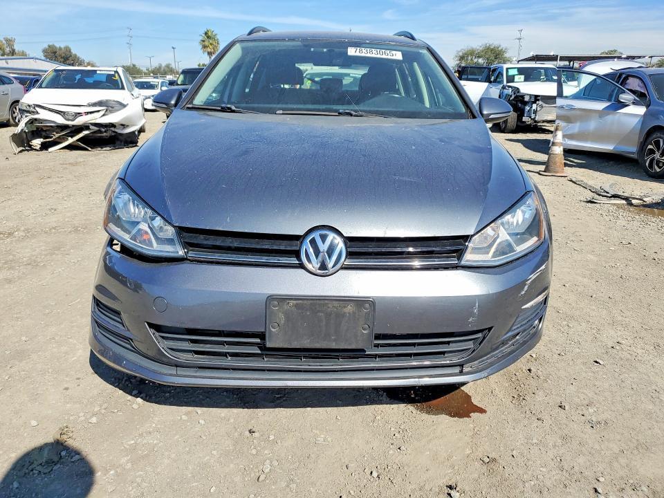 2015 Volkswagen Golf Sportwagen tdi s